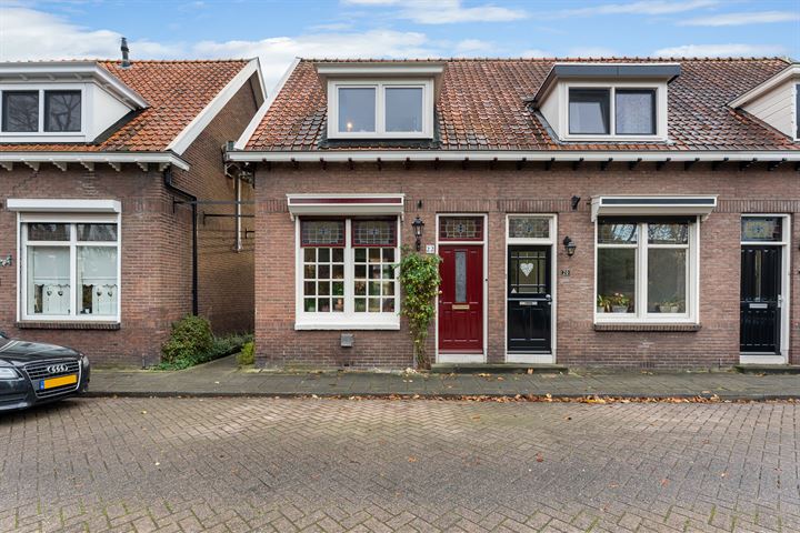 Hoogtstraat 22 in Hendrik-Ido-Ambacht