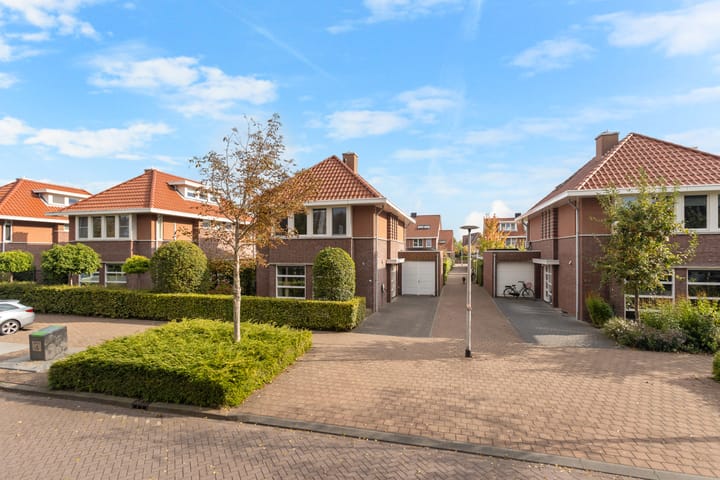 Hoogveen 86 in Hendrik-Ido-Ambacht