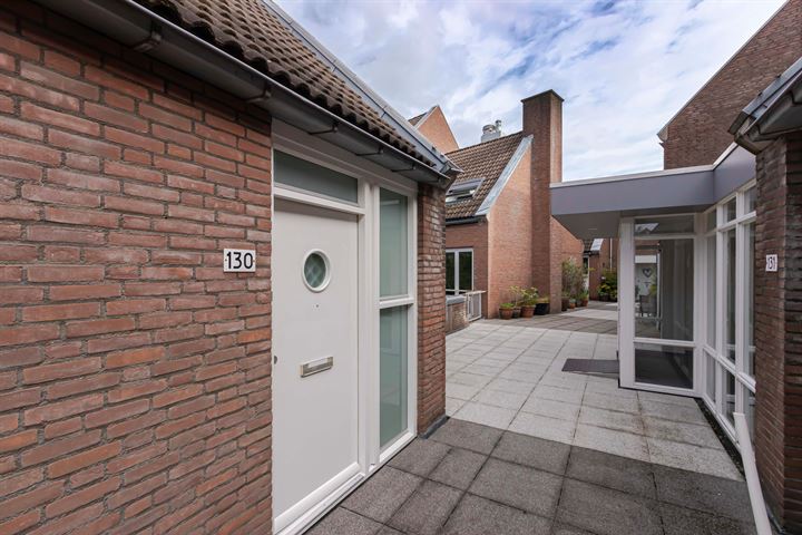 Photo of property Hoogzwanenstraat 130, Maastricht