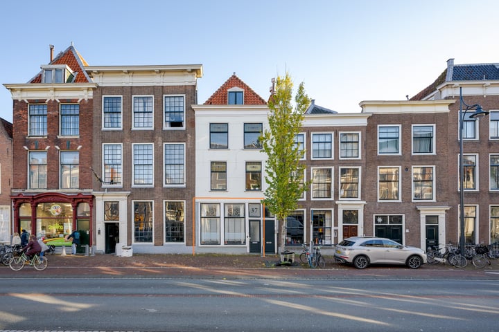 Hooigracht 37 in Leiden