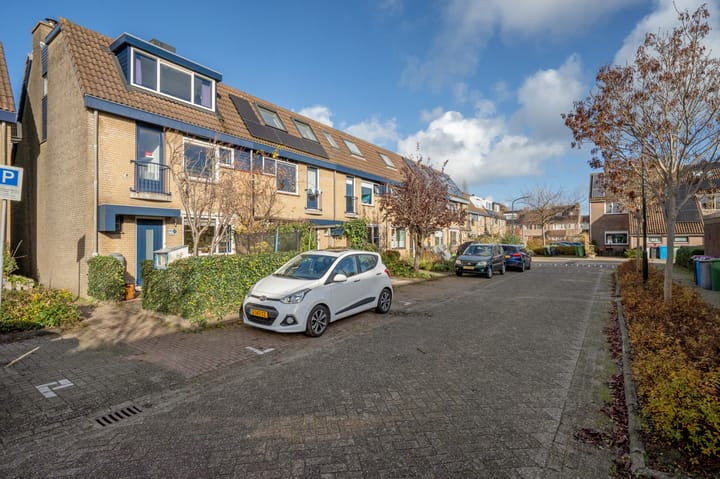 Hooikamp 62 in Leidschendam foto