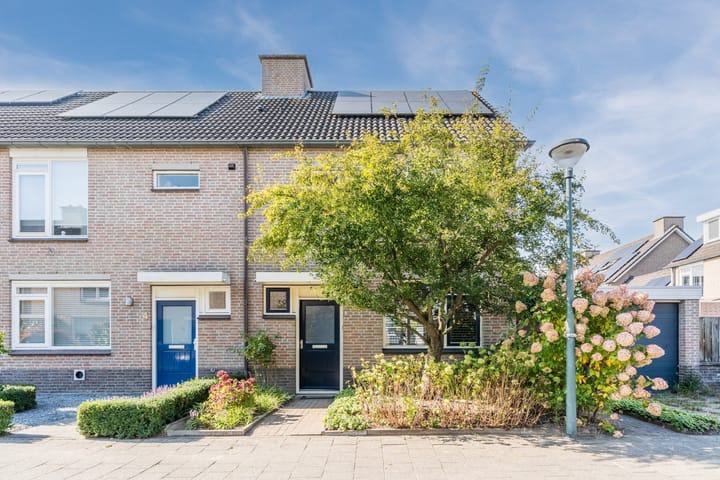 Hooiland 2 in Geldrop foto