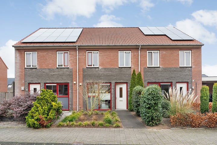 Photo of property Hooilanden 20, Lemelerveld