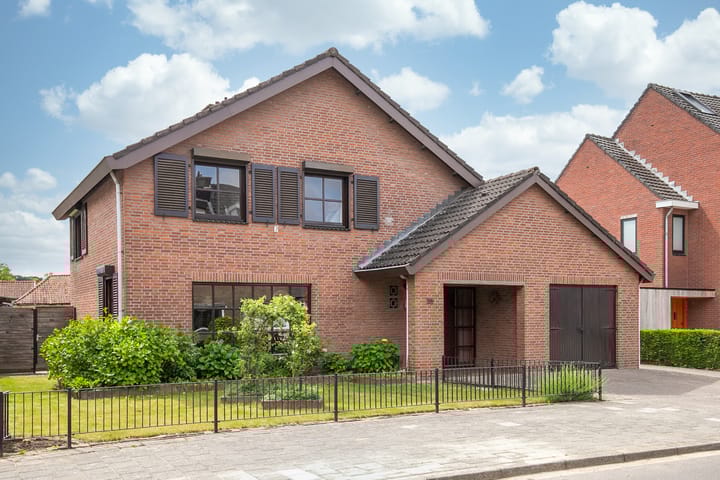 Photo of property Hoolstraat 13, Beek