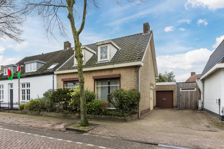 Hoolstraat 79 in Teteringen