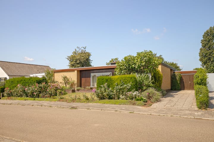 Hoppenkampstraat 19 in Stein