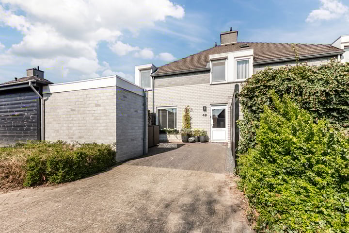 Hopveld 48 in Veghel