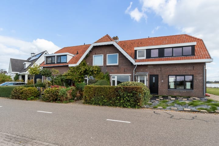 Horndijk 14 in Loosdrecht