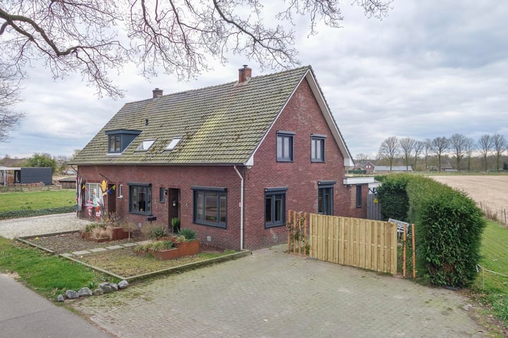 Photo of property Horsterweg 28, Castenray