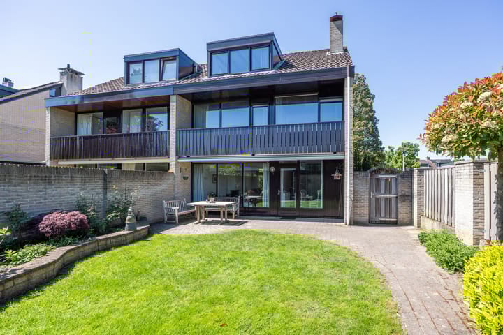 Horstlindelaan 29 in Enschede foto