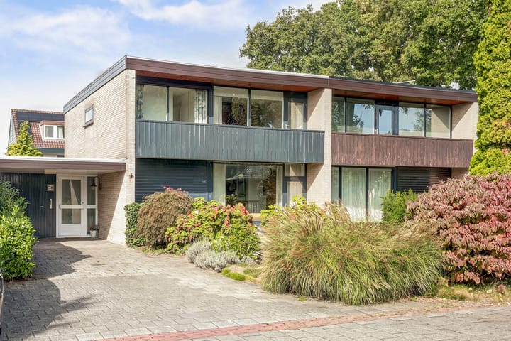 Horstlindelaan 30 in Enschede Foto