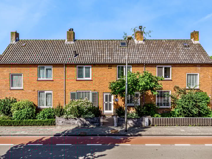 Photo of property Hortensialaan 88, Aalsmeer