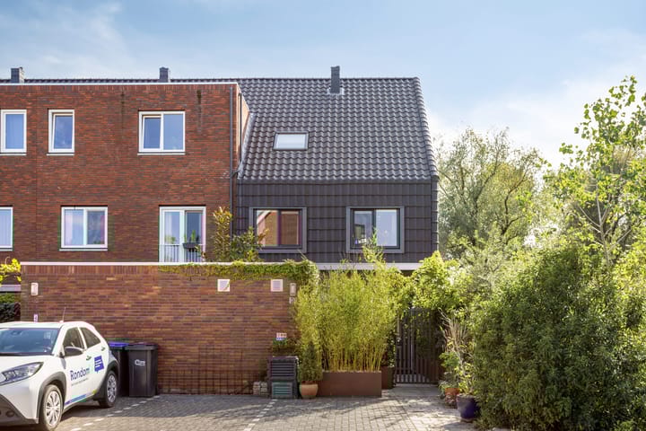 Houtblazersstraat 2 in Eindhoven