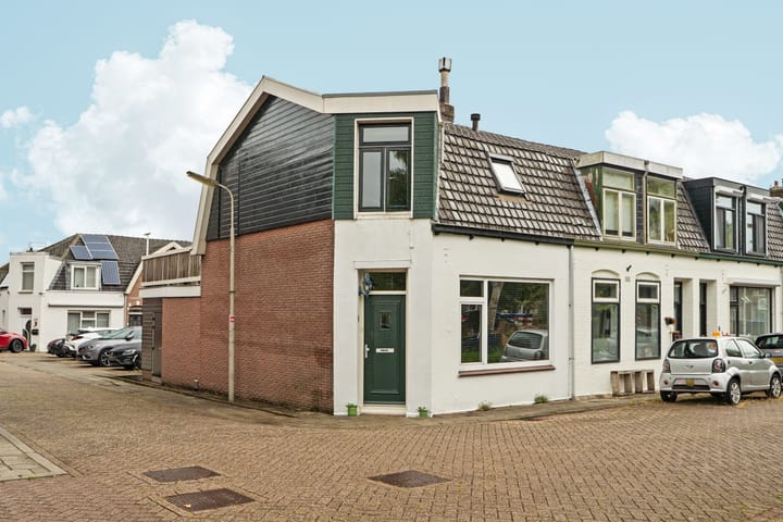 Houtkade 1 in Wormerveer