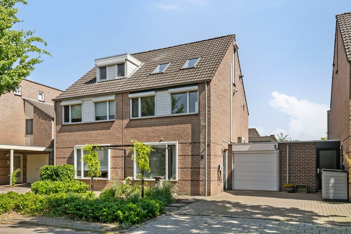 Houtwal 8 in Gemert photo