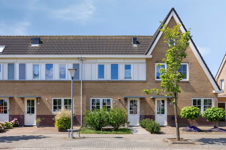 Houtwerf 9 in Waarland