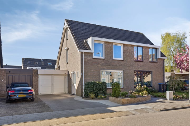 Hoveniersberg 7 in Roosendaal