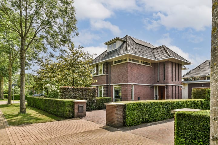 Hovenlaan 17 in Dordrecht