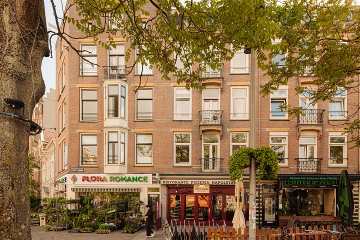 Hugo de Grootplein 10-1 in Amsterdam Foto