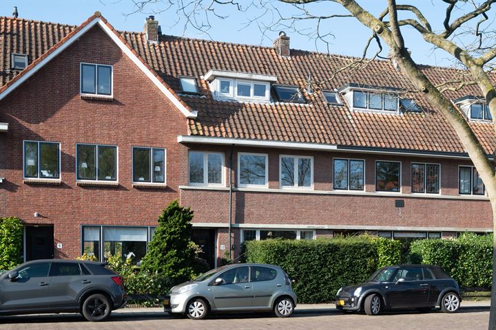 Hugo de Grootstraat 11 in Wassenaar