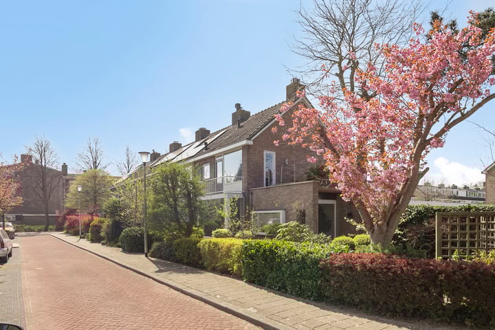Photo of property Hugo de Vriesstraat 10, Boskoop