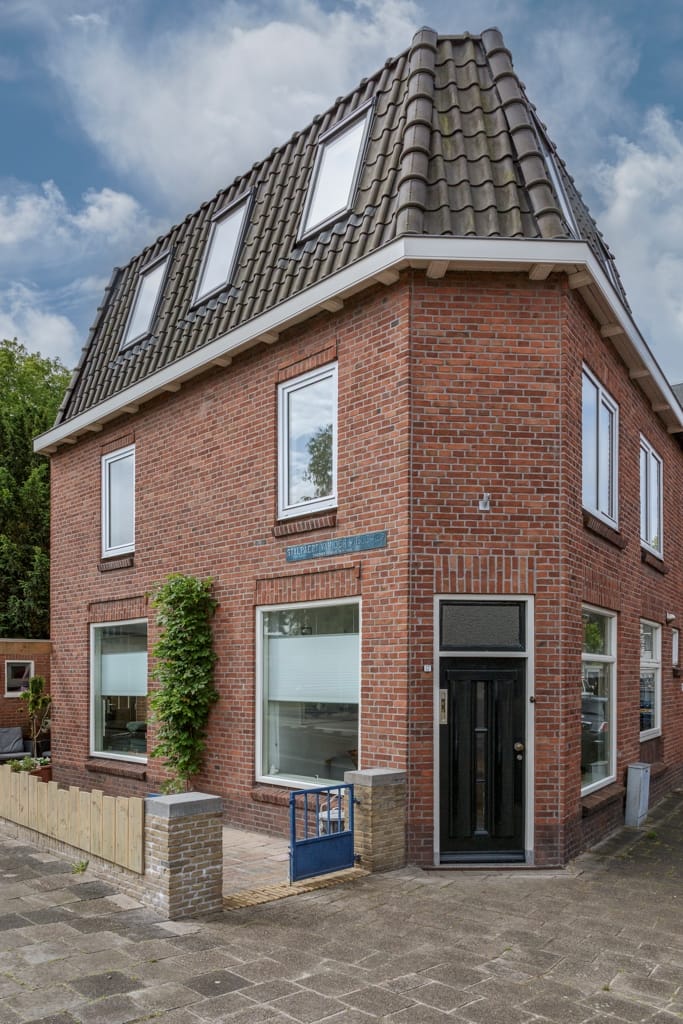 Hugo van Rijkenlaan 17 in Delft
