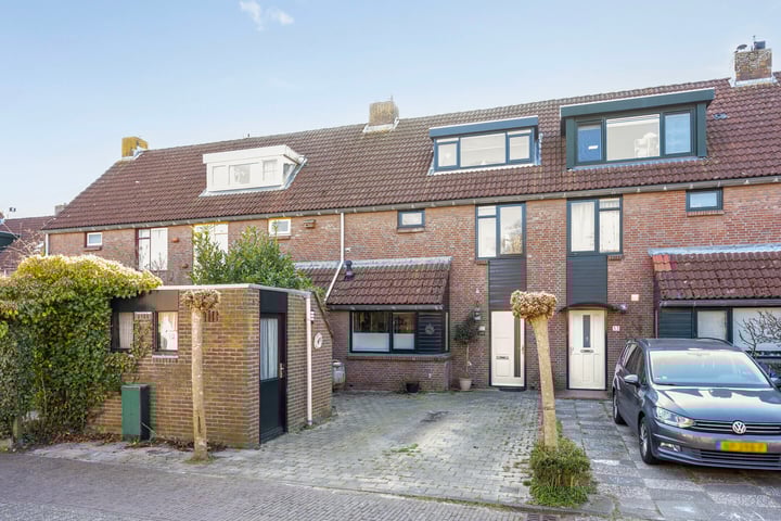 Hugo van Woerdenstraat 55 in Leiden