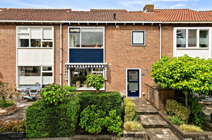 Huis te Veldelaan 21 in Maasland