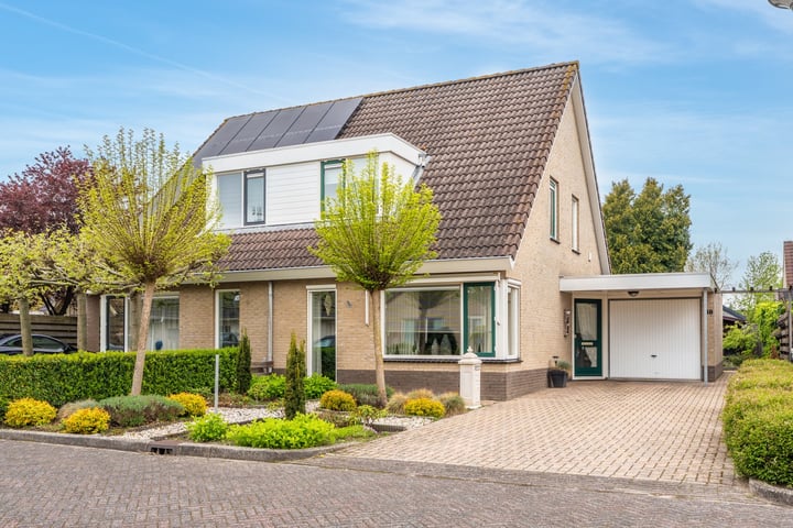 Huisinghelaan 18 in Onstwedde