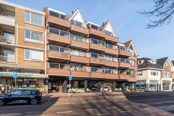 Huizerweg 21H in Bussum