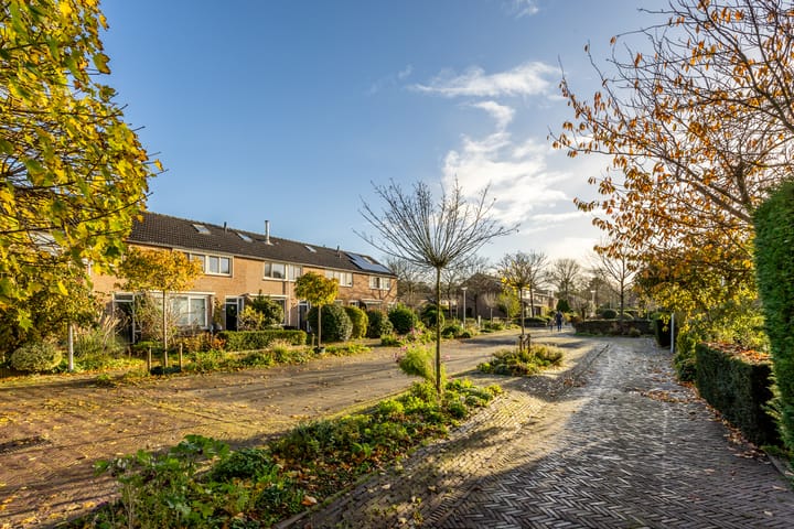 Photo of property Huizingalaan 40, Heemstede