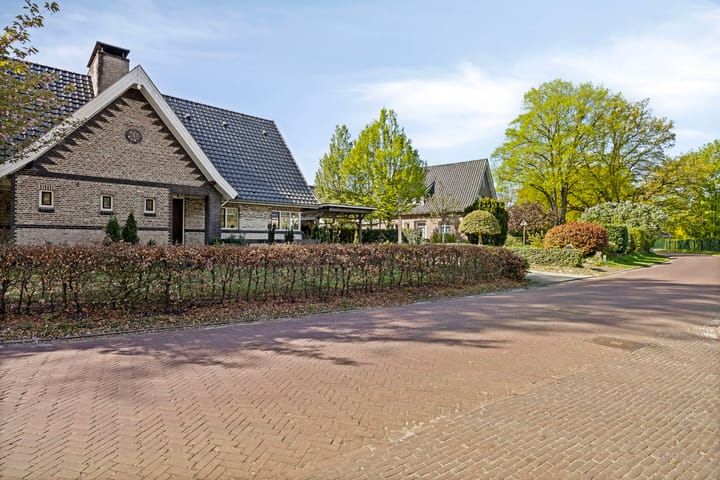 Huizingsbrinkweg 13 in Emmen