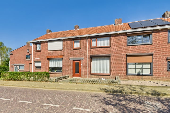Hulsterloostraat 15 in Nieuw Namen Foto