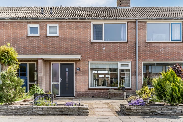 Hulststraat 6 in Noord-Scharwoude