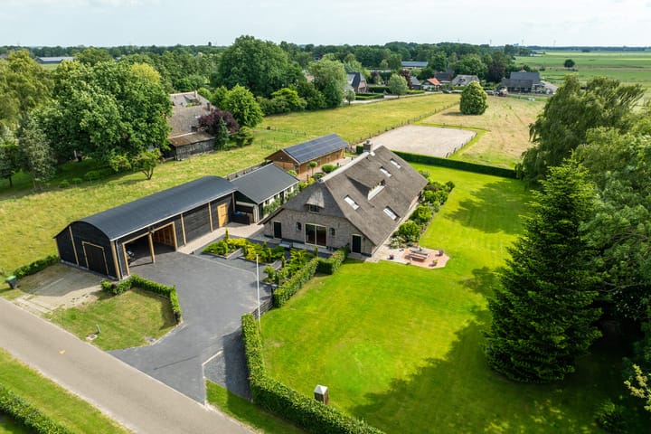 Photo of property Hulweg 2, Oosterwolde Gld