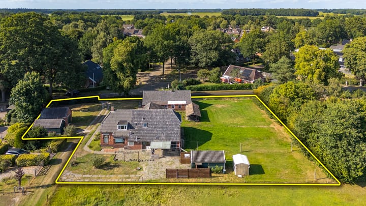 Photo of property Hunebedstraat 18, Borger