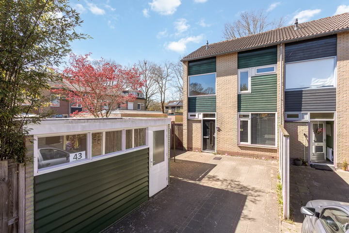 Hunenveldlaan 43 in Oldenzaal