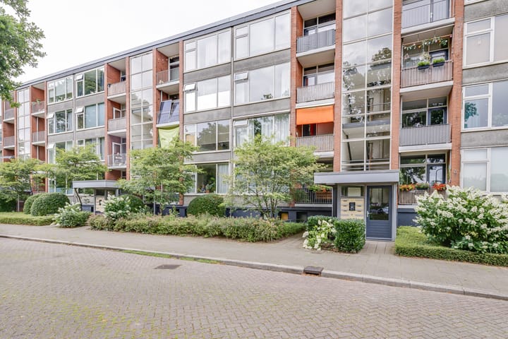 Hunze 12 in Apeldoorn
