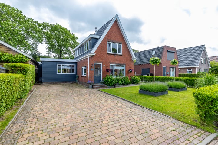 Photo of property Hunzeweg 48, Garnwerd