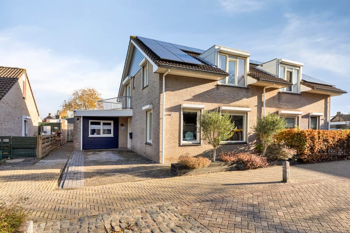 Photo of property Huygensstraat 27, Sint-Annaland