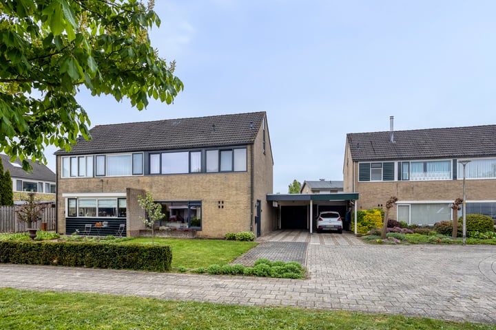 Huygensstraat 3 in Goor