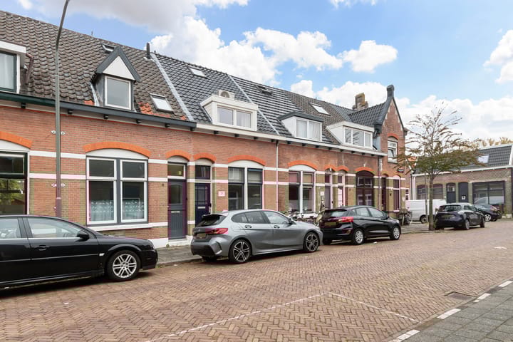 Photo of property Huygensstraat 7, Dordrecht