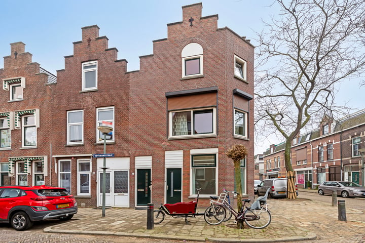 Huysmansstraat 32 in Schiedam