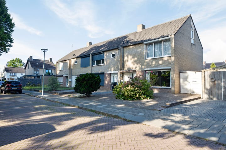 Hyacintenstraat 32 in Echt