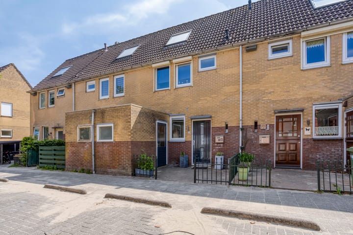 Hyacinthenstraat 16 in Purmerend
