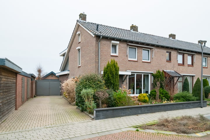 Hyacinthstraat 1 in Winterswijk