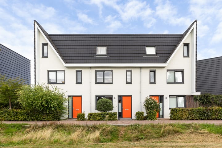Photo of property Icarusblauwtje 98, Apeldoorn