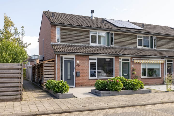 Photo of property Ida Wassermanstraat 57, Hengelo