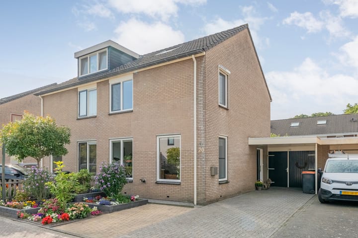 Photo of property Iepenlaan 20, Balkbrug