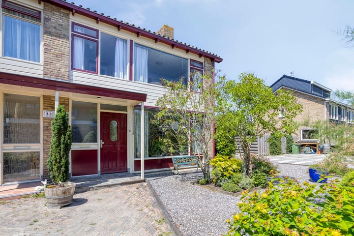 Iepenlaan 21 in Zuidlaren